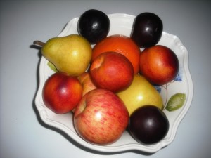 Bowl of fresh fruits 001