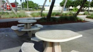 lake-worth-beach-covered-tables