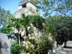 Palm Beach Zoo Mayan Temple